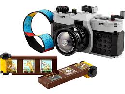 CREATOR - RETRO CAMERA