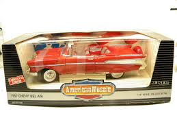 1:18 1957 CHEVY BEL AIR