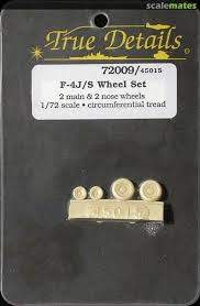 1:72 F-4 J/S WHEEL SET (2 MAIN & 2 NOSE)(CIRCUMFERENTIAL TREAD)
