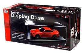 1:18 PRESTIGE DISPLAY CASE