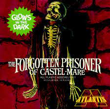 1:8 THE FORGOTTEN PRISONER OF CASTEL-MARÉ (GLOWS IN THE DARK)