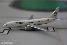 1:500 SUNEXPRESS BOEING 737-800