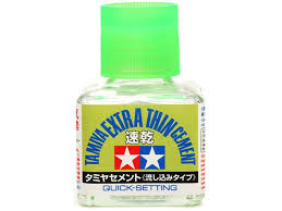 EXTRA THIN CEMENT FOR PLASTIC (QUICK SETTING)