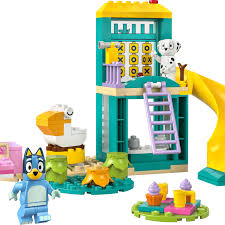 BLUEY: PLAYGROUND FUN  WITH BLUEY AND CHLOE