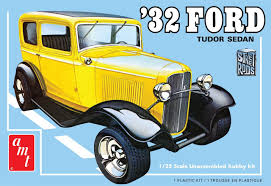 1:25 '32 FORD TUDOR SEDAN