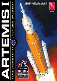 1:200 ARTEMIS 1 SPACE LAUNCH SYSTEM & ORION CREW SPACECRAFT