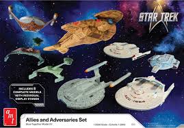 1:2500 STAR TREK: ALLIES AND ADVERSARIES SET