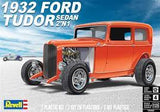 1:25 1932 FORD TUDOR SEDAN 2'N1