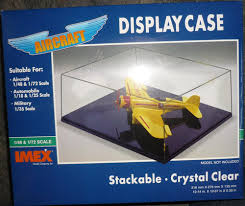 AIRPLANE  DISPLAY CASE (CLEAR BASE)