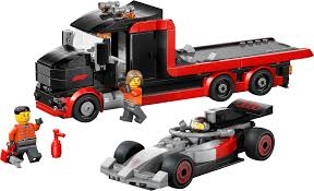 CITY - F1 DISPLAY TRUCK WITH AUDI F1 RACE CAR