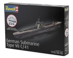 1:350 GERMAN SUBMARINE TYPE VII C/41 W/PAINT, GLUE & A BRUSH