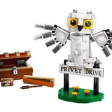 HARRY POTTER: HEDWIG AT 4 PRIVET DRIVE