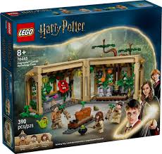 HARRY POTTER: HOGWARTS CASTLE HERBOLOGY CLASS