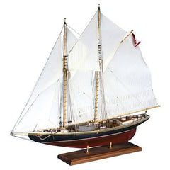 1:64 BLUENOSE CANADIAN FISHING SCHOONER