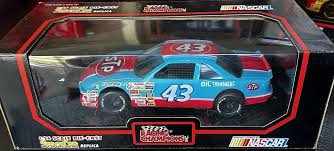 1:24 RICHARD PETTY STOCK CAR