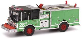 1:64 CODE 3: FIRE ENGINE CHICAGO FIRE DEPARTMENT HAPPY ST. PATRICK'S DAY