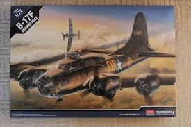 1:72 BOEING B-17F MEMPHIS BELLE