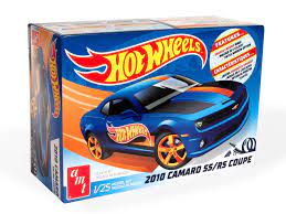 1:25 2010 HOT WHEELS CAMARO SS/RS COUPE