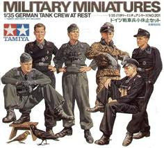 1:35 GERMAN TANK CREW AT REST