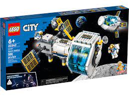 CITY - LUNAR SPACE STATION