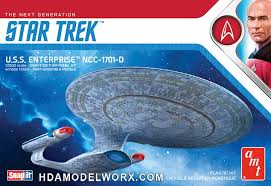 1:2500 STAR TREK THE NEXT GENERATION: U.S.S. ENTERPRISE NCC-1701-D (SNAPIT)