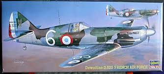 1:72 DEWOITINE D.520 'FRENCH AIR FORCE' W/OPTIONS (OPEN BOX)