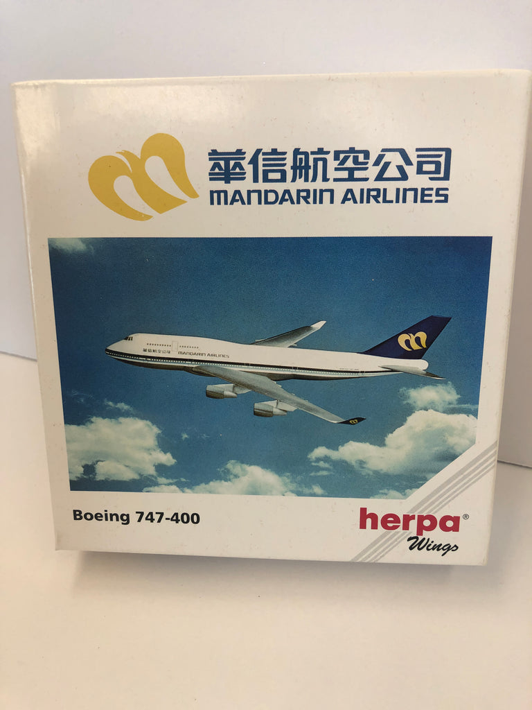 1:500 MANDARIN AIRLINES BOEING 747-400