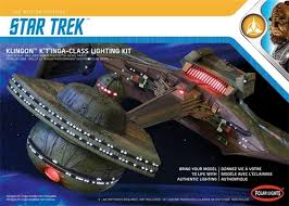 1:350 STAR TREK: KLINGON K'T'INGA CLASS BATTLE CRUISER I.K.S. AMAR