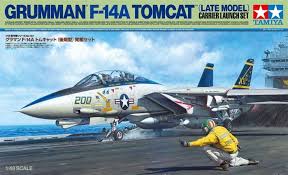 1:48 GRUMMAN F-14A TOMCAT CARRIER LAUNCH SET (LATE MODEL)